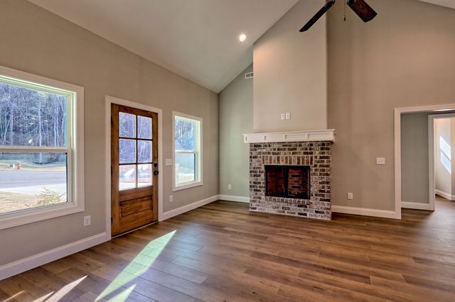 83 Mctyeire Drive, Young Harris, GA 30582