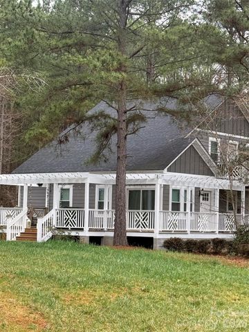 5111 Stockbridge Drive, Mount Holly, NC 28120