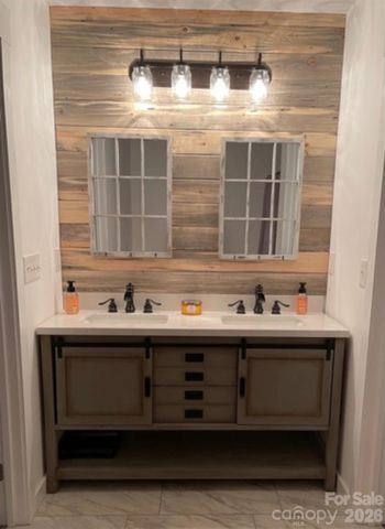 5111 Stockbridge Drive, Mount Holly, NC 28120