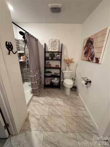 5111 Stockbridge Drive, Mount Holly, NC 28120