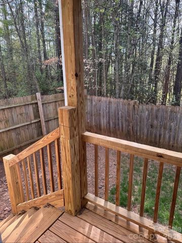5111 Stockbridge Drive, Mount Holly, NC 28120