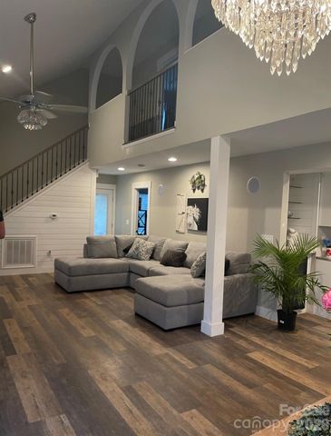 5111 Stockbridge Drive, Mount Holly, NC 28120