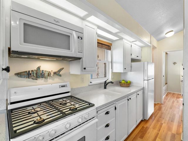 900 N Cleveland Street 68, Oceanside, CA 92054
