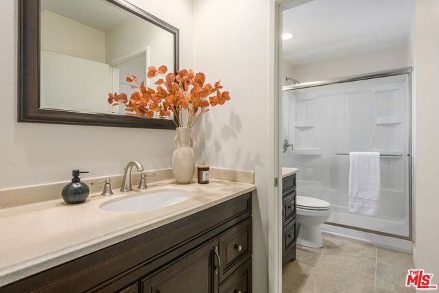 6652 Buttonwood Avenue, Oak Park, CA 91377