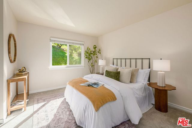 6652 Buttonwood Avenue, Oak Park, CA 91377