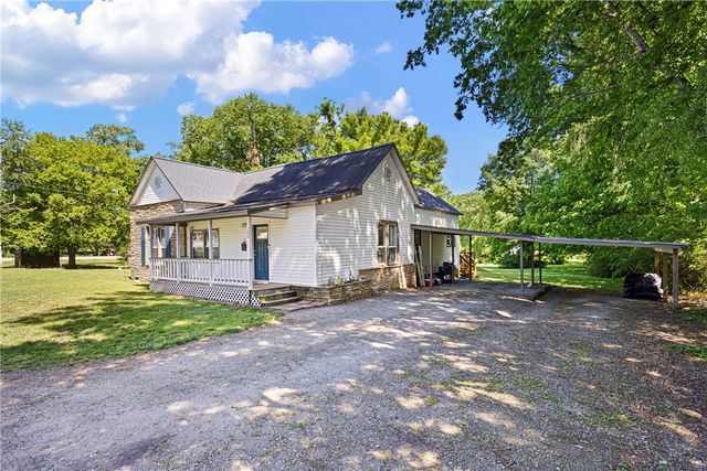 102 S Seminary Street, Lamar, AR 72846