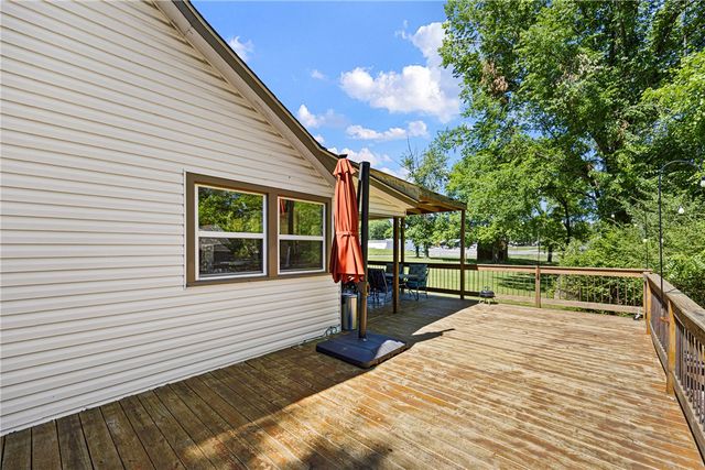 102 S Seminary Street, Lamar, AR 72846