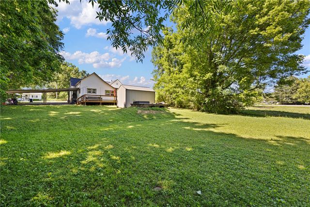 102 S Seminary Street, Lamar, AR 72846