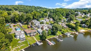 1 West Shore Avenue F, Hopatcong Boro, NJ 07843
