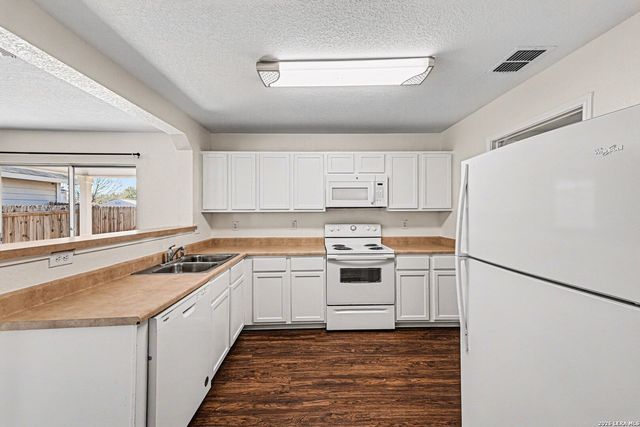 9315 Juniper, San Antonio, TX 78254