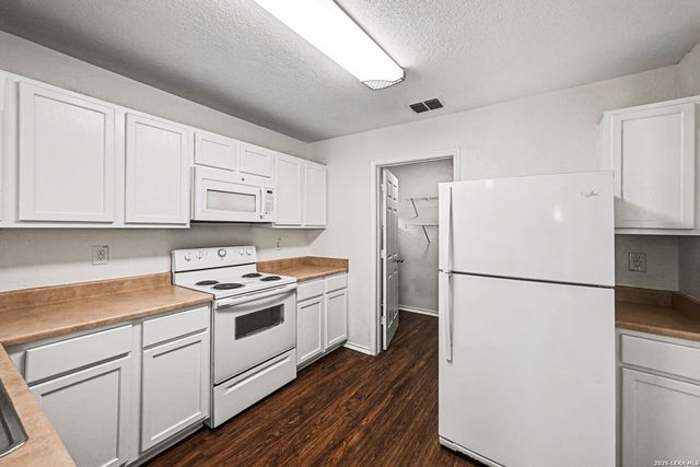 9315 Juniper, San Antonio, TX 78254