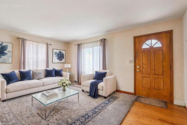 1308 E Tripoli AVENUE, Milwaukee, WI 53207