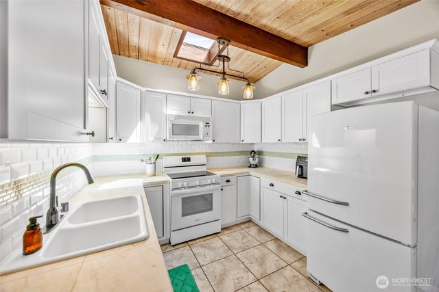 8989 NE Nevada Street, Bremerton, WA 98311
