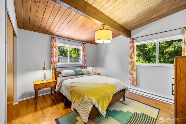 8989 NE Nevada Street, Bremerton, WA 98311