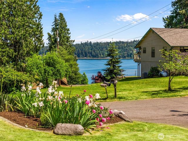8989 NE Nevada Street, Bremerton, WA 98311