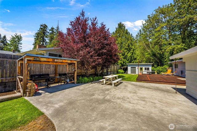 8989 NE Nevada Street, Bremerton, WA 98311