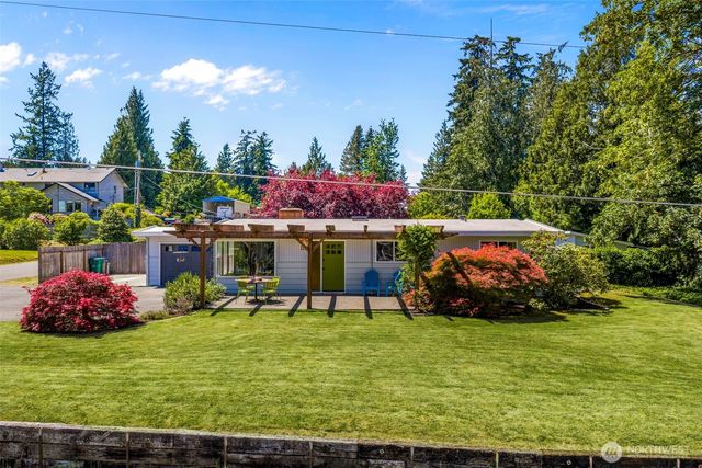 8989 NE Nevada Street, Bremerton, WA 98311