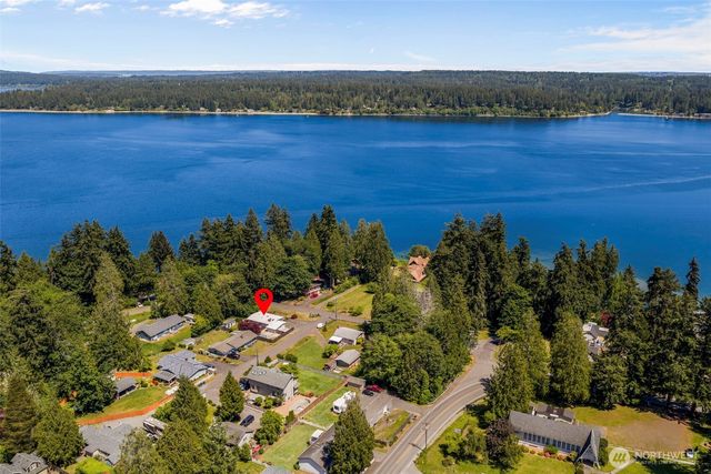 8989 NE Nevada Street, Bremerton, WA 98311