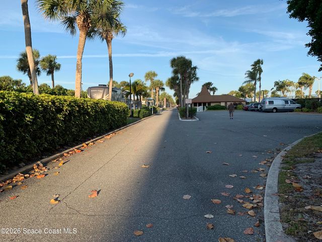 714 Horizon Lane 317, Melbourne Beach, FL 32951