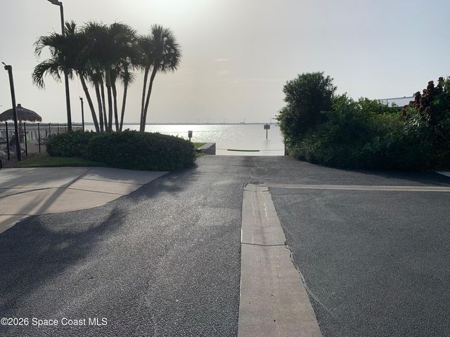 714 Horizon Lane 317, Melbourne Beach, FL 32951