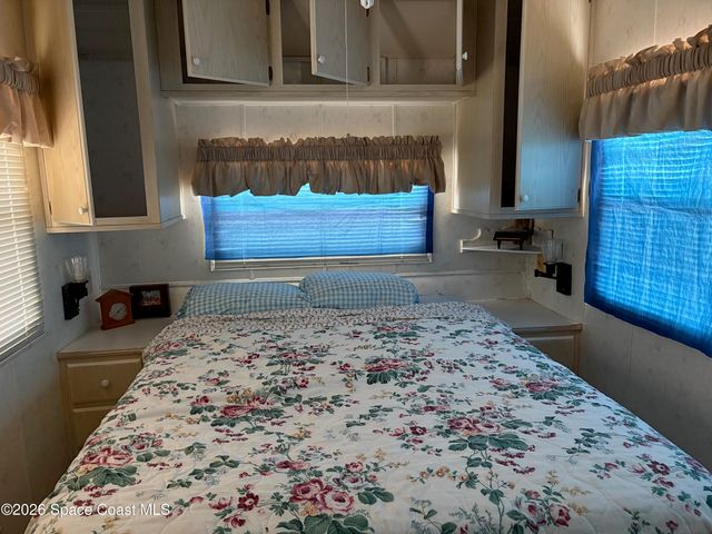 714 Horizon Lane 317, Melbourne Beach, FL 32951