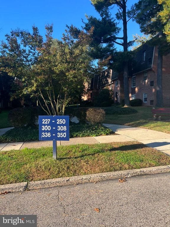 4000 GYPSY LN #300B1, PHILADELPHIA, PA 19129 — photo 2