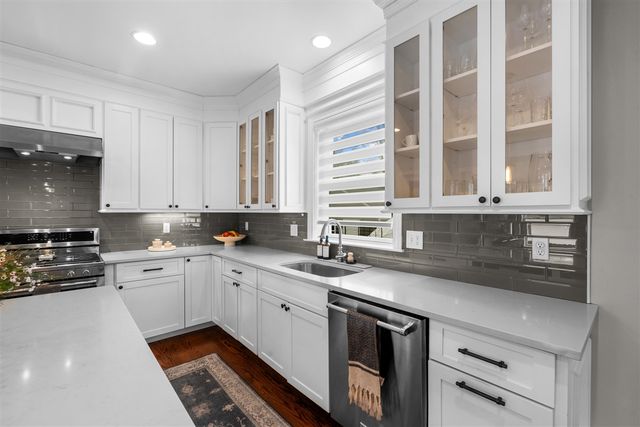 819 Irving Avenue, Royal Oak, MI 48067