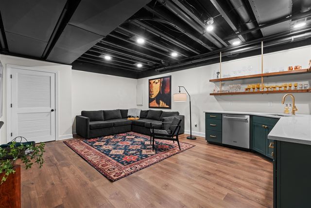 819 Irving Avenue, Royal Oak, MI 48067