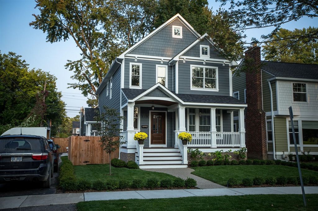 819 Irving Avenue, Royal Oak, MI 48067