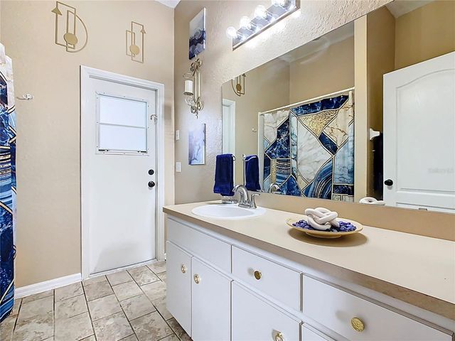 5637 BEVERLY RISE BOULEVARD, Lakeland, FL 33812