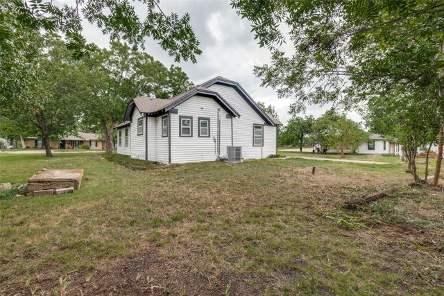 1103 N Houston Street, Royse City, TX 75189