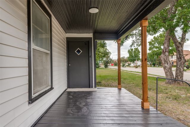 1103 N Houston Street, Royse City, TX 75189