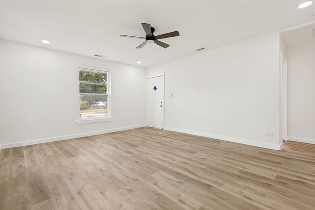 1103 N Houston Street, Royse City, TX 75189
