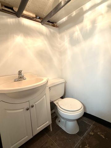 1962 GLENDALE Avenue, Erie, PA 16510