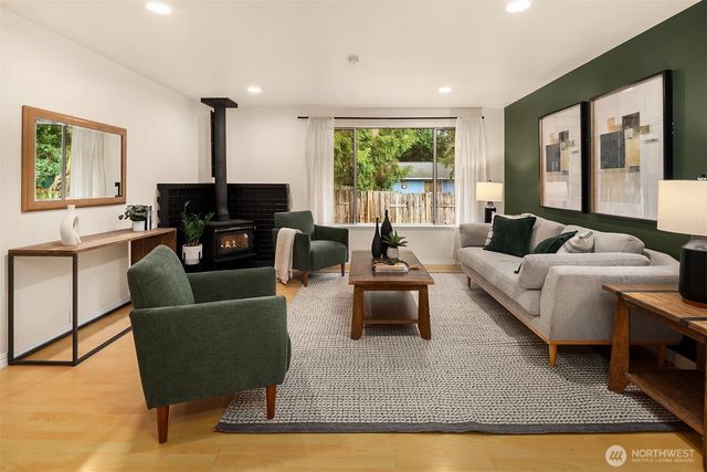 2527 120th Drive NE, Lake Stevens, WA 98258