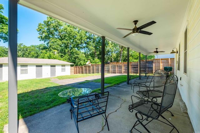 906 N Polk Street, Little Rock, AR 72205
