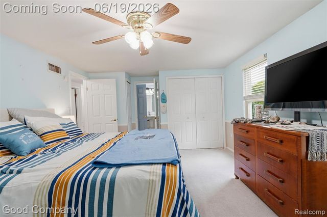 3062 Saint Jude Drive, Waterford, MI 48329