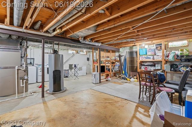 3062 Saint Jude Drive, Waterford, MI 48329