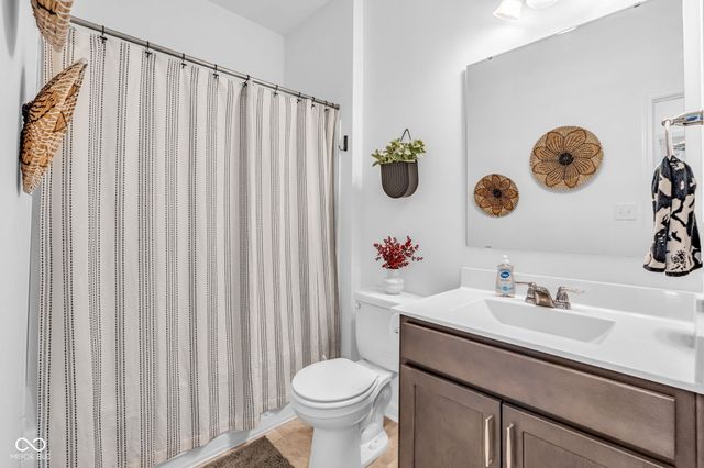 17027 Cole Evans Drive, Noblesville, IN 46060