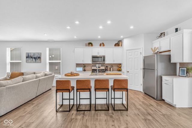 17027 Cole Evans Drive, Noblesville, IN 46060