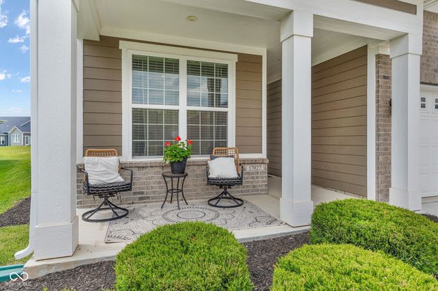 17027 Cole Evans Drive, Noblesville, IN 46060