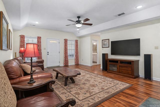 12 Michael Drive, Cabot, AR 72023