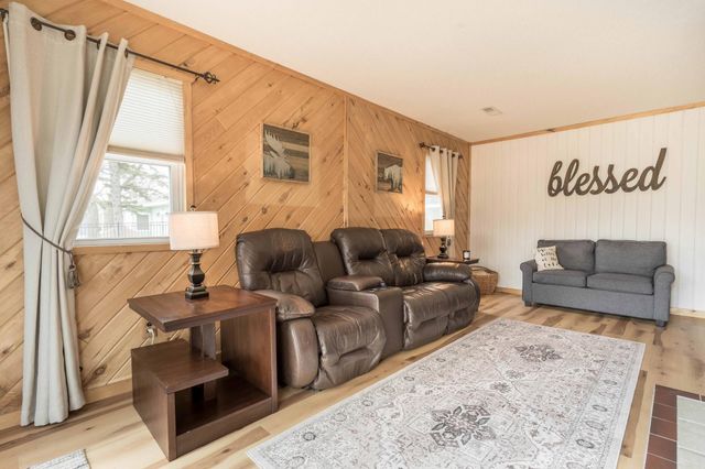 21029 Elks Point Road, Fergus Falls, MN 56537