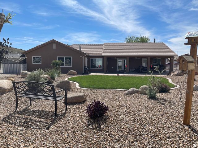 95 E MULBERRY LN, Leeds, UT 84746