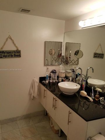 31 SE 5th Street 2205, Miami, FL 33131