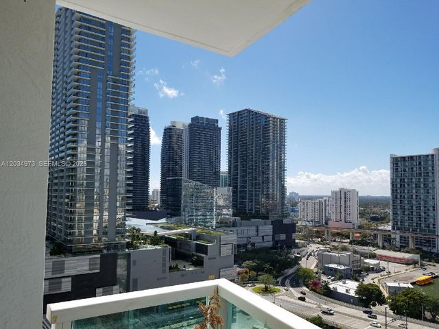 31 SE 5th Street 2205, Miami, FL 33131