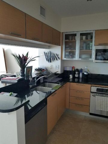 31 SE 5th Street 2205, Miami, FL 33131