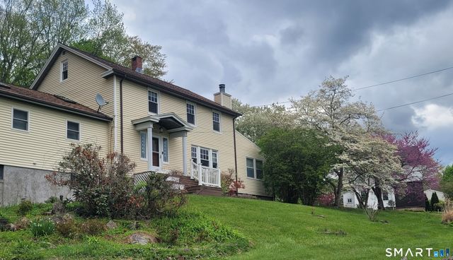 130 Woodbine Street, Naugatuck, CT 06770