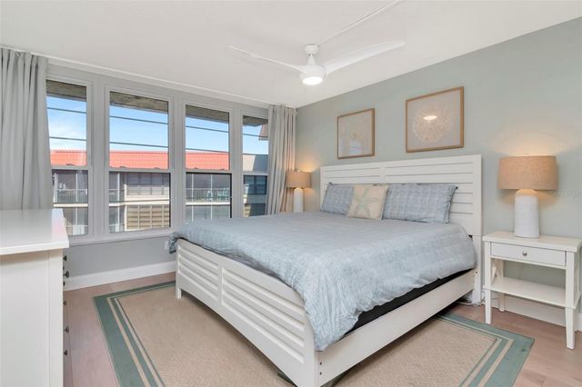 17580 GULF BOULEVARD 403, Redington Shores, FL 33708