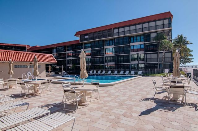 17580 GULF BOULEVARD 403, Redington Shores, FL 33708